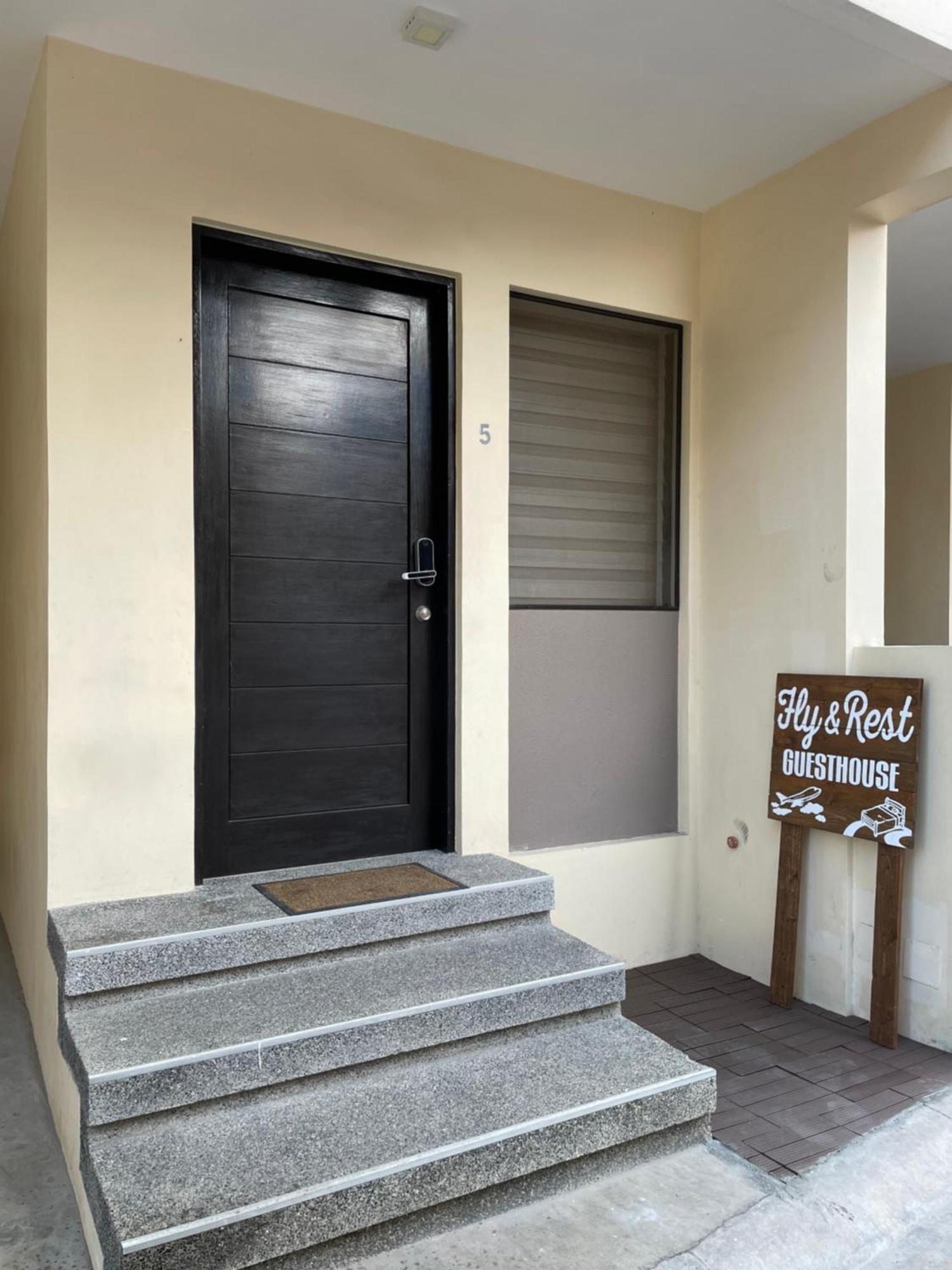 Fly & Rest Guesthouse - Mactan-Cebu International Airport Đảo Mactan Ngoại thất bức ảnh